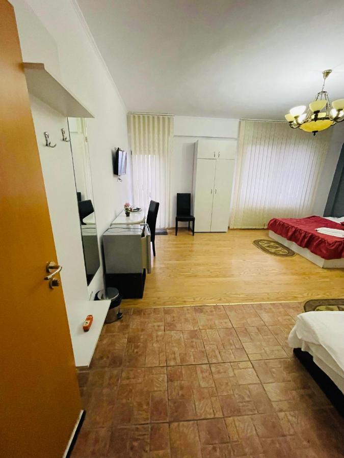 Casa Floraly Hotell Braşov Exteriör bild